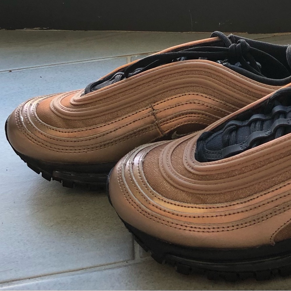 Women’s Nike Air Max 97 Women’s Size 7 - Worn Once!

MSRP $190